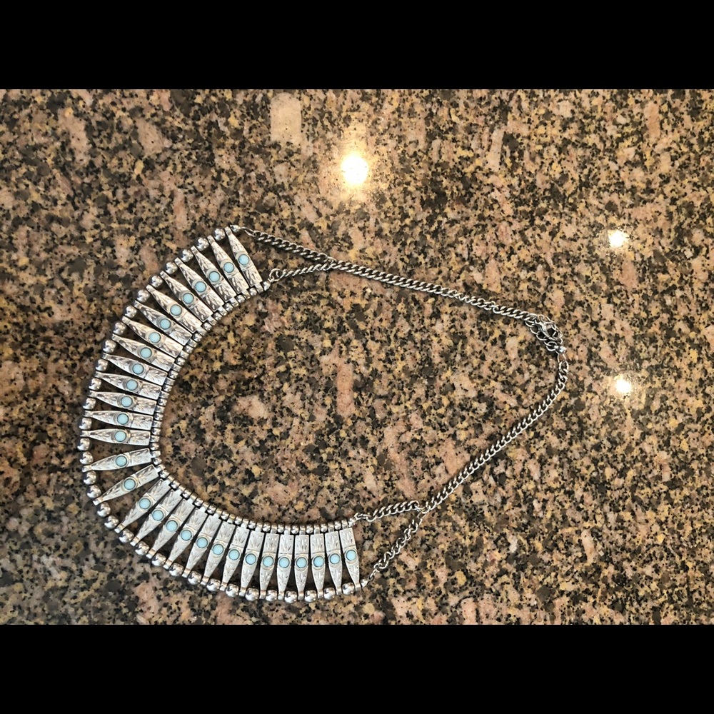 Statement necklace